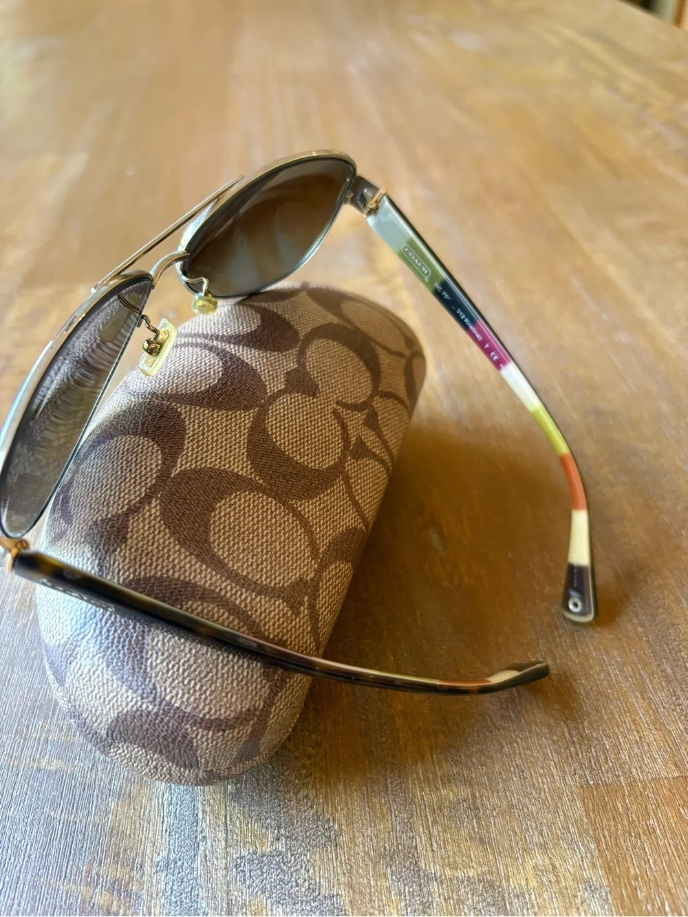 Coach classic aviator